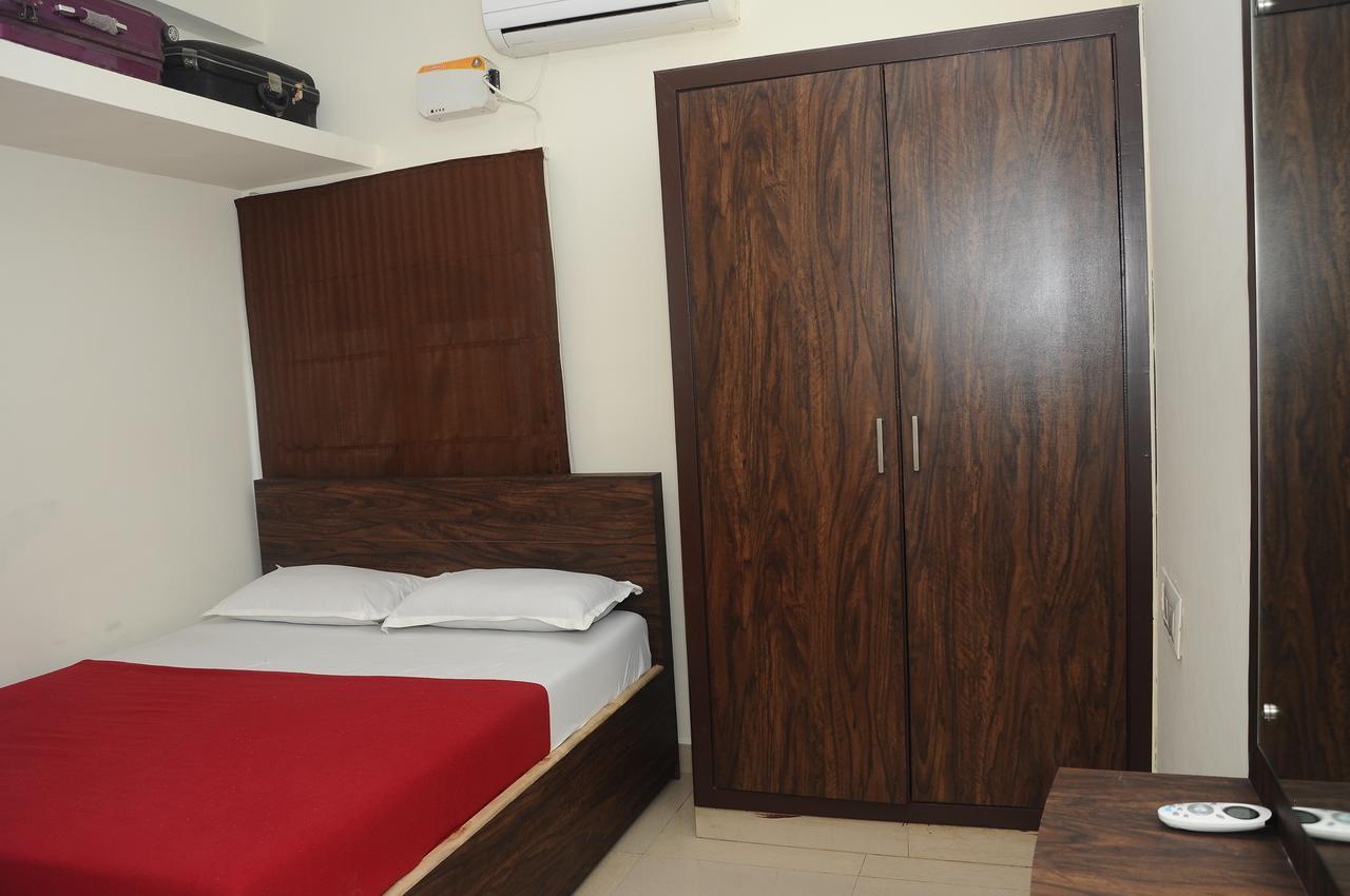 Modern Villa Chennai Esterno foto